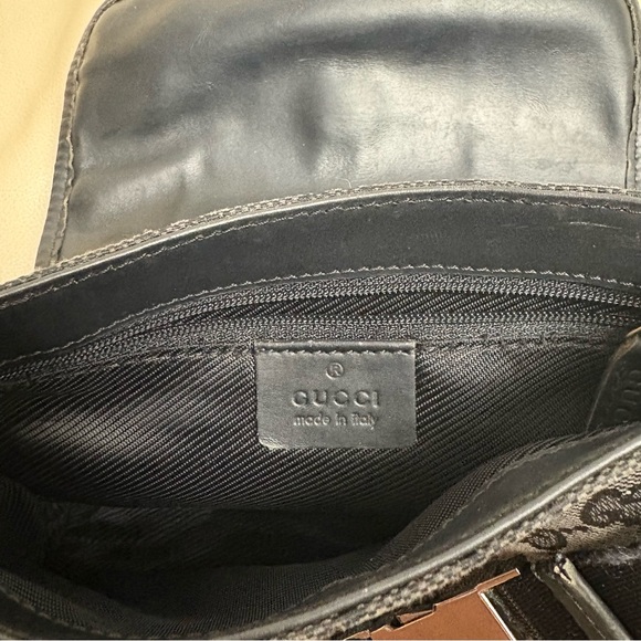 Vintage GUCCI Black Canvas Small Waist Pouch Belt Bag - Picture 12 of 15
